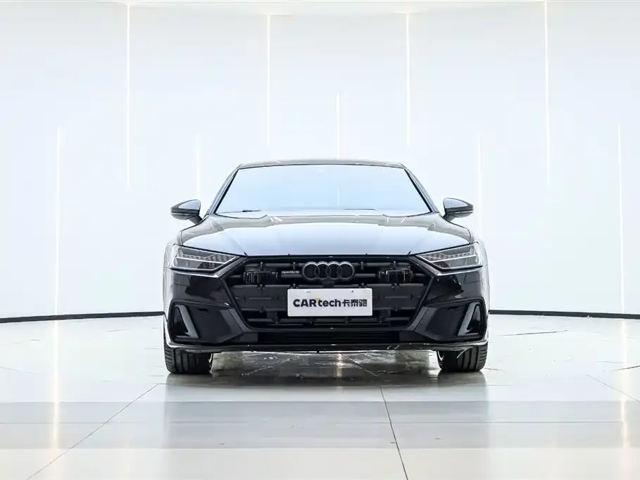 Audi A7L — фото 9