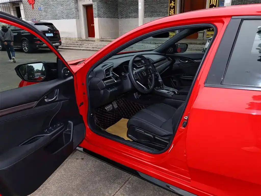 Honda Civic — фото 5
