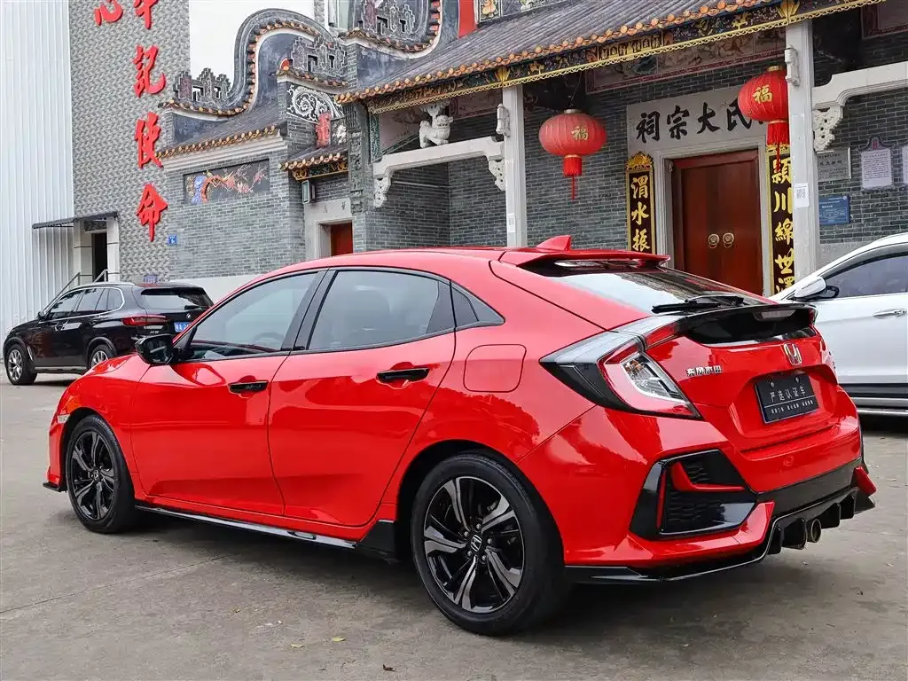 Honda Civic — фото 10