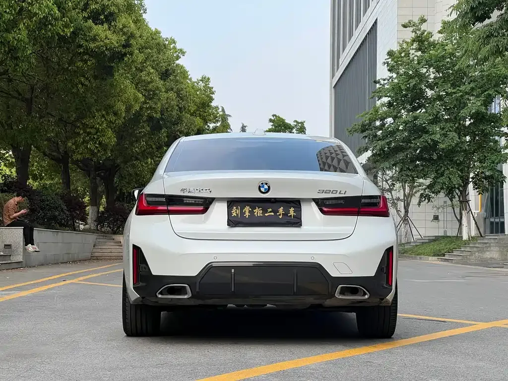 BMW 3 Series 2023 из CN, фото 4
