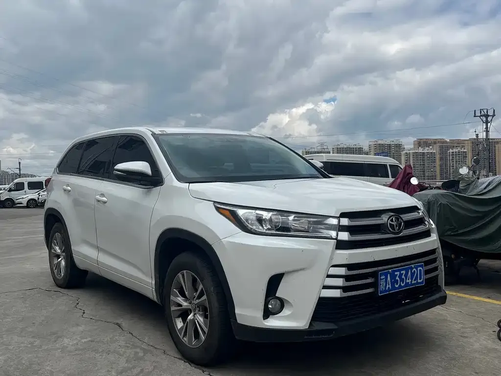 Toyota Highlander 2022 из CN, фото 7