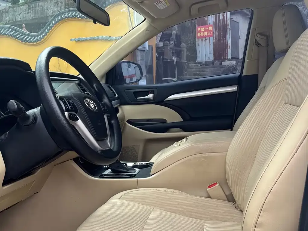 Toyota Highlander 2022 из CN, фото 9