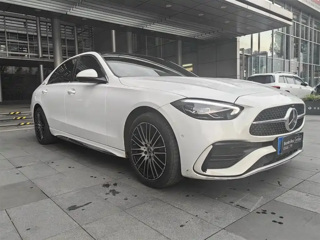 Mercedes-Benz C-Class — фото 1