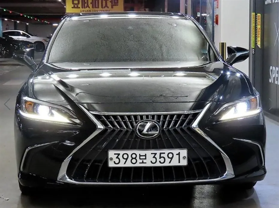 Lexus ES — фото 9