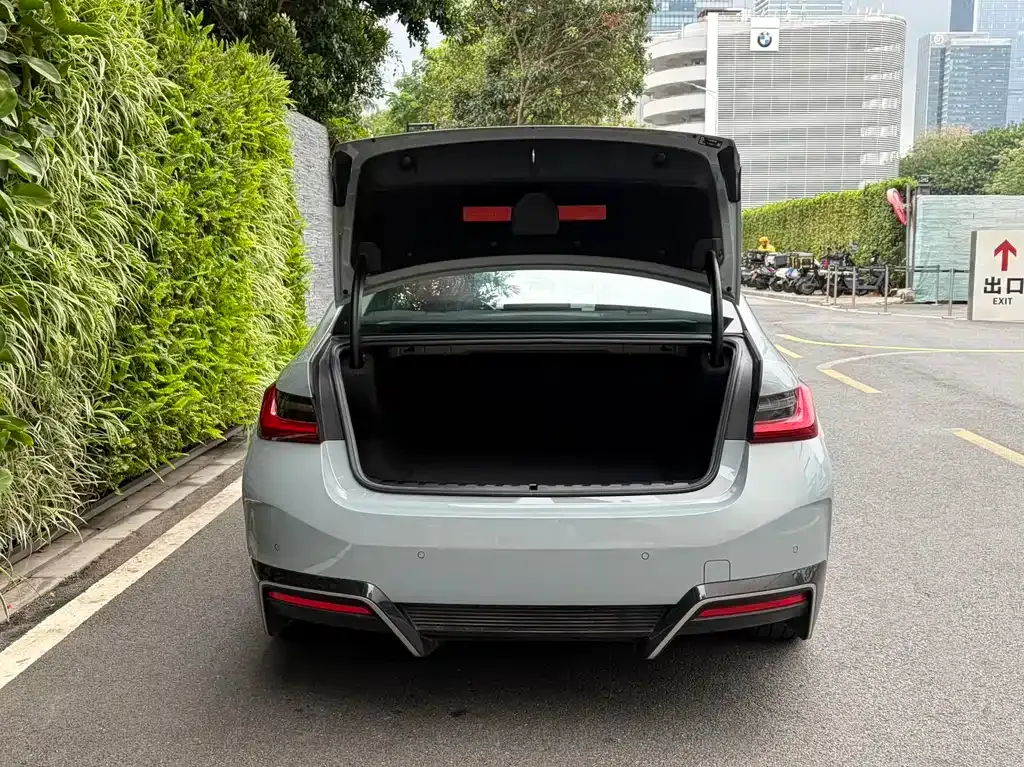 BMW i3 — фото 4