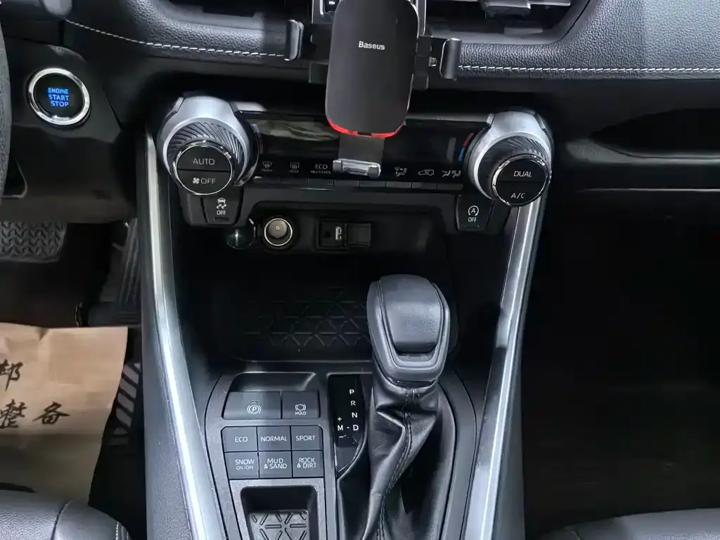 Toyota RAV4 2022 из CN, фото 10