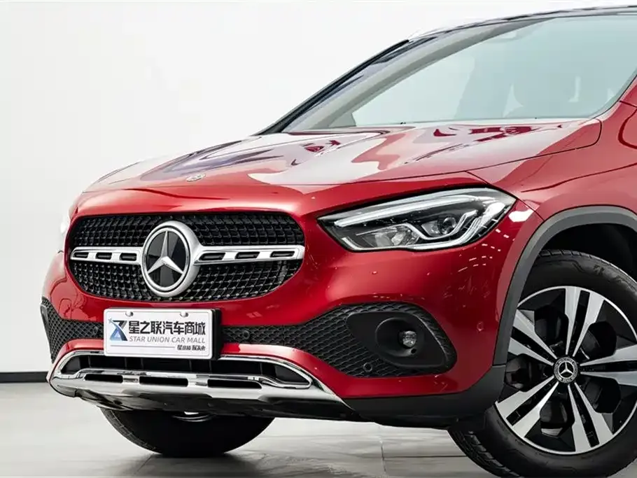 Mercedes-Benz GLA — фото 9