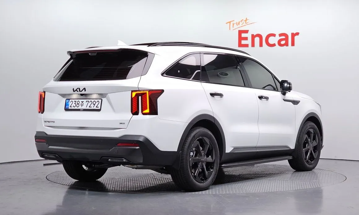 Kia Sorento — фото 4