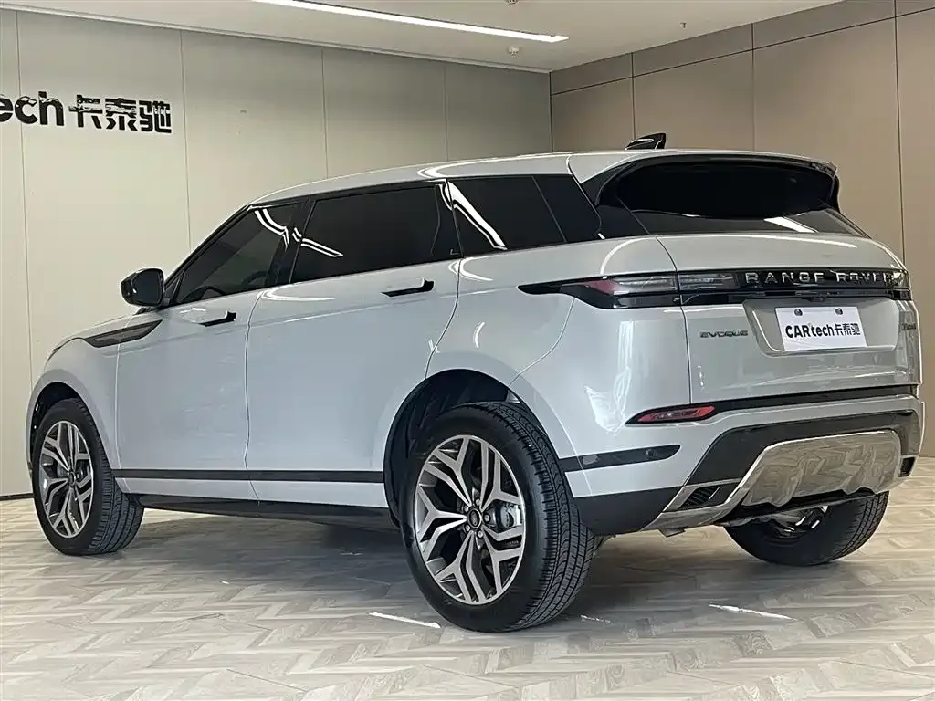 Land Rover Evoque — фото 10