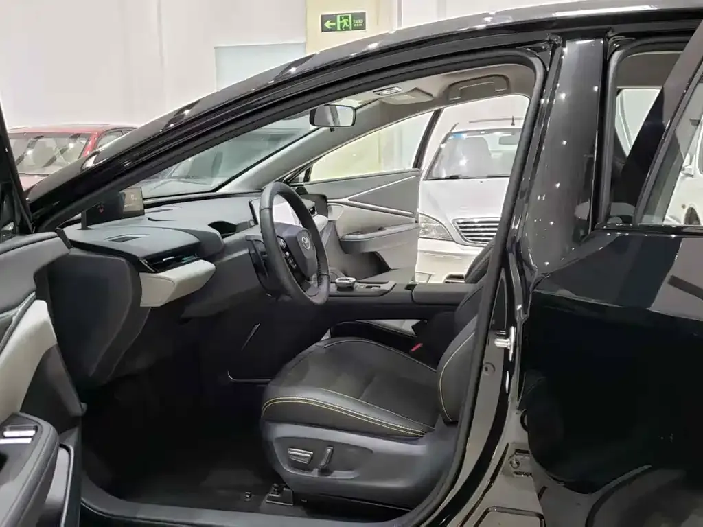 Toyota bZ5 2026 из CN, фото 2