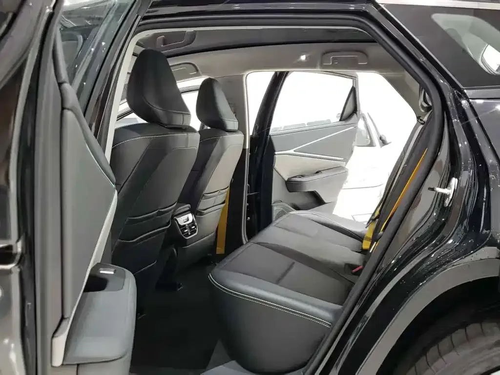 Toyota bZ5 2026 из CN, фото 8