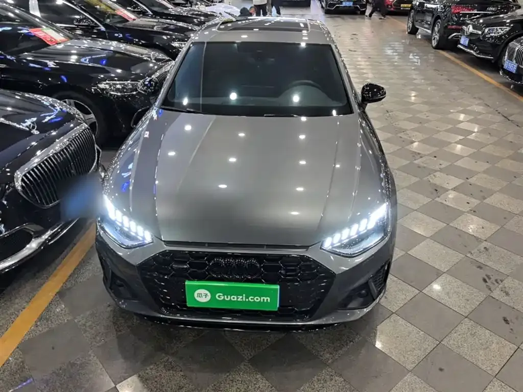 Audi A4L 2024 из CN, фото 8