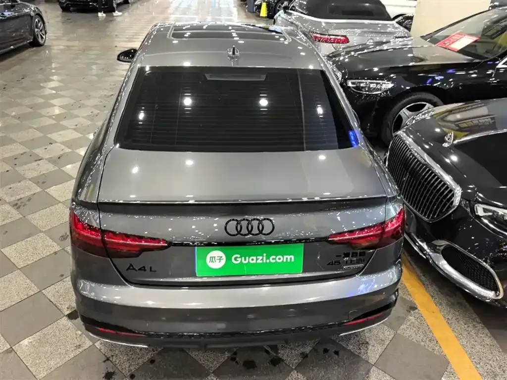 Audi A4L 2024 из CN, фото 6