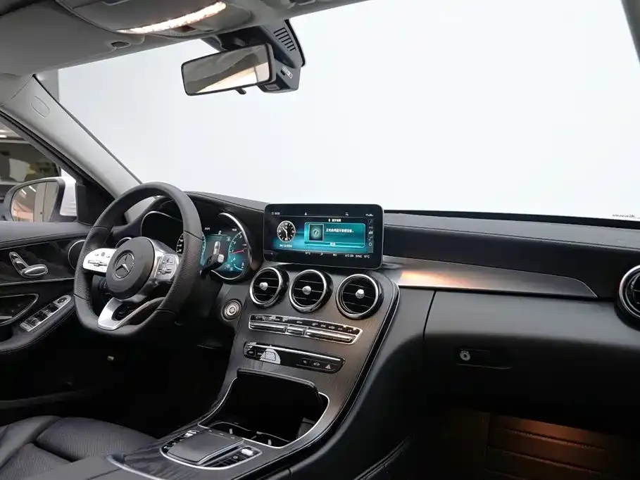 Mercedes-Benz C-Class — фото 10