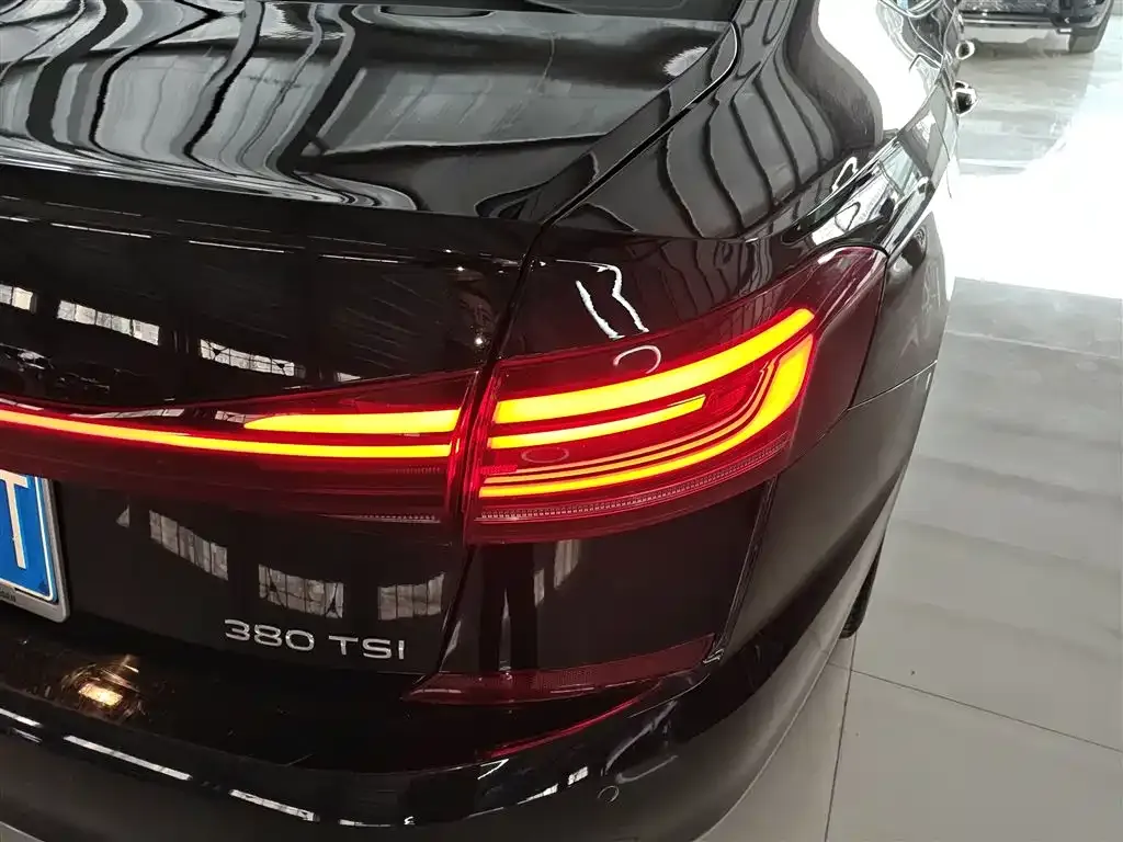 Volkswagen Passat — фото 4