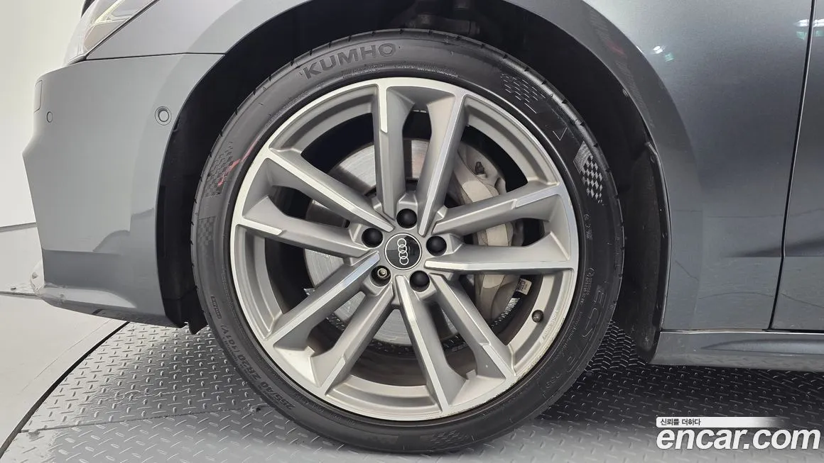 Audi A7 2021 из KR, фото 10