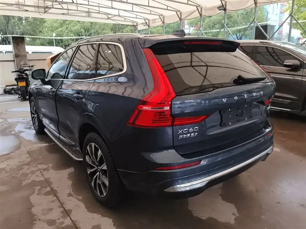 Volvo XC60 — фото 4