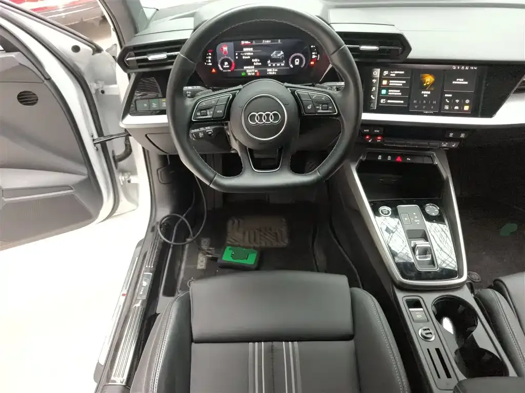 Audi A3 — фото 7