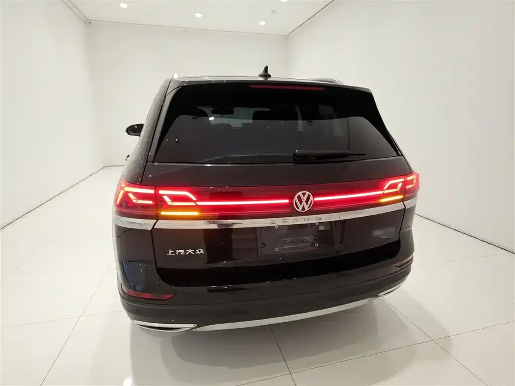 Volkswagen Teramont X 2023 из CN, фото 2