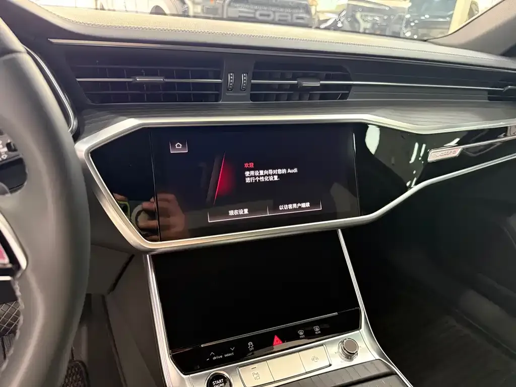 Audi A6L 2024 из CN, фото 10