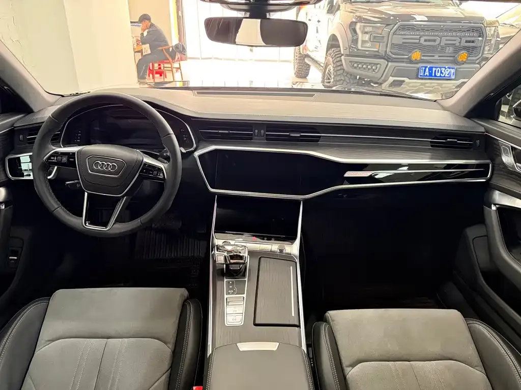 Audi A6L 2024 из CN, фото 5