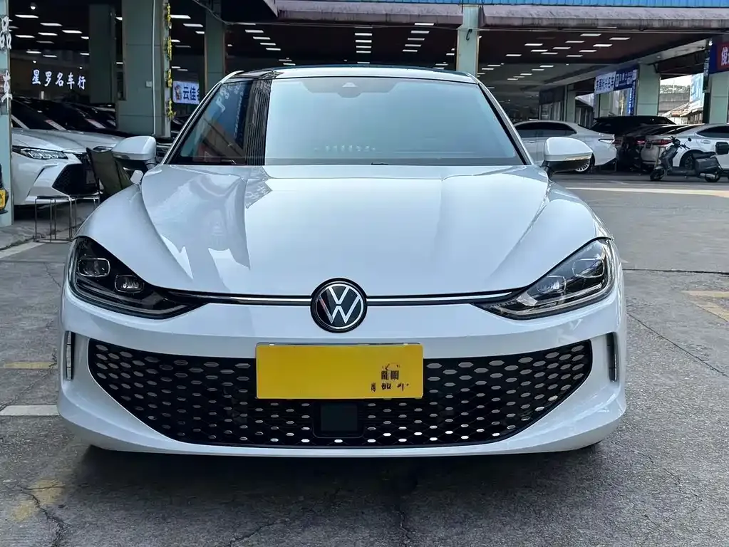 Volkswagen Lamando 2024 из CN, фото 8