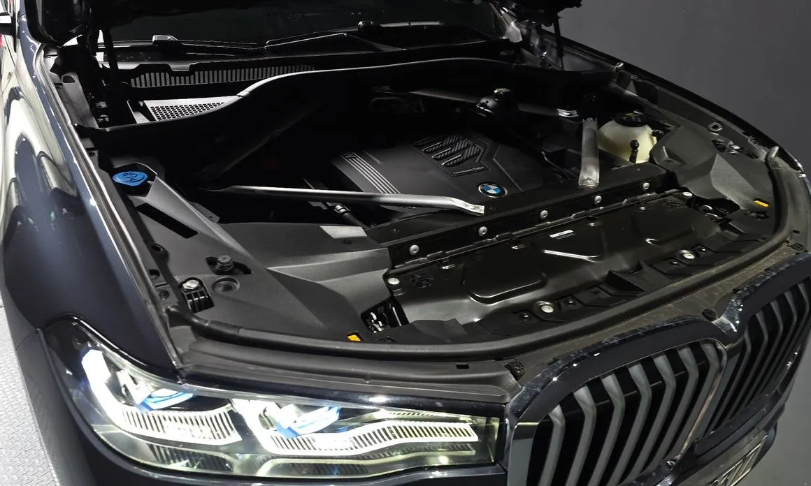 BMW X7 — фото 3