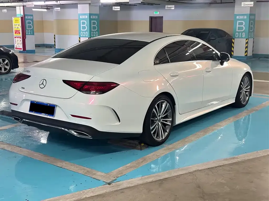 Mercedes-Benz CLS — фото 3