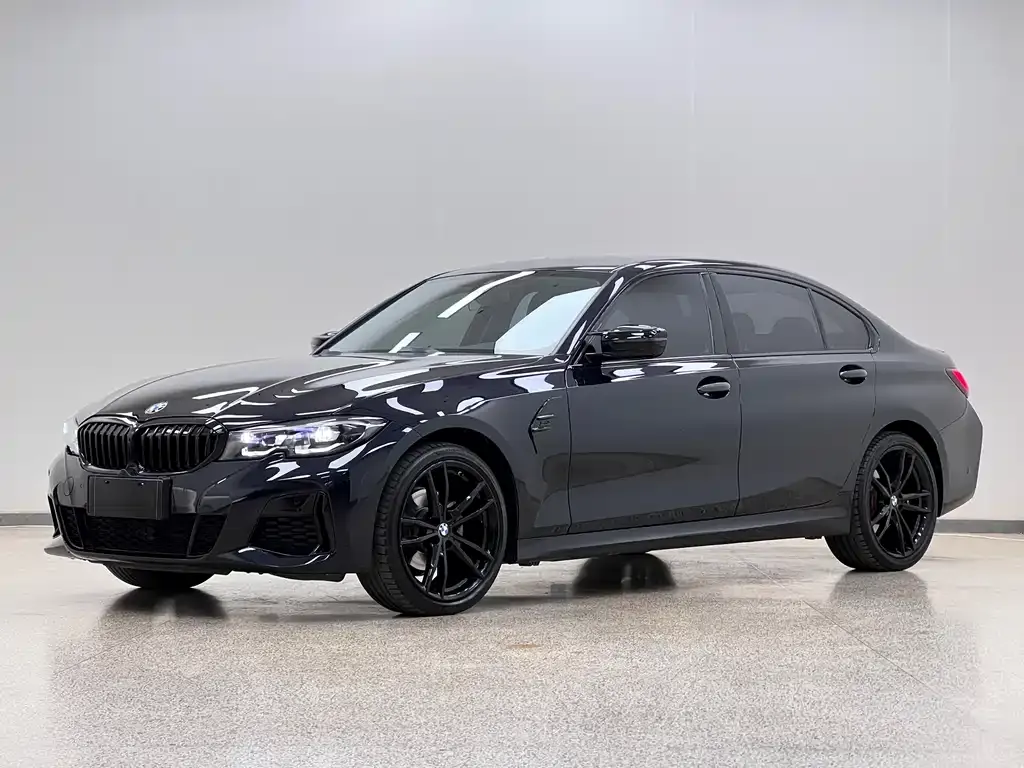BMW 3 Series — фото 1