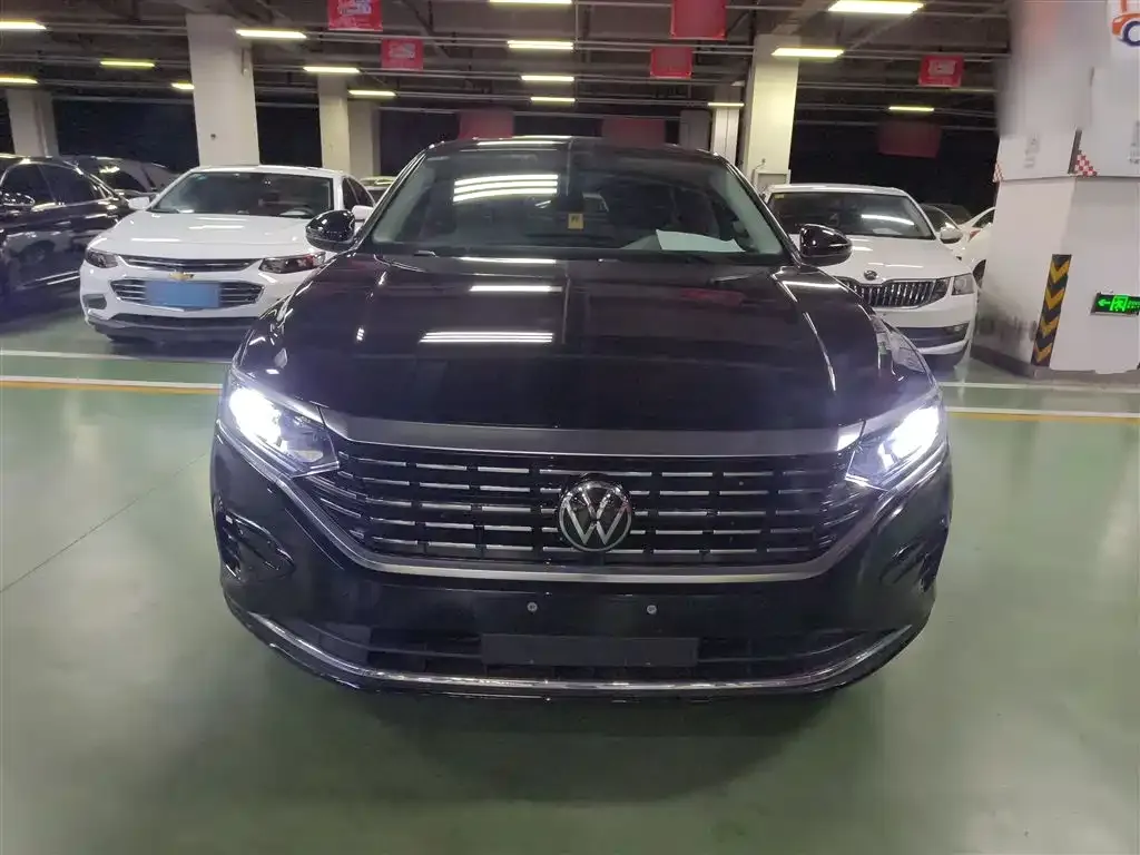 Volkswagen Passat — фото 8