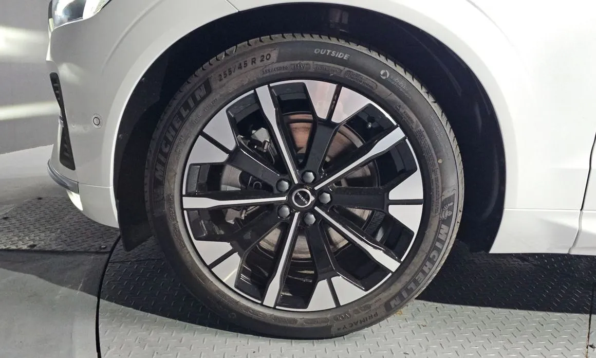 Volvo XC60 2026 из KR, фото 10