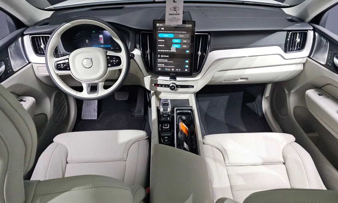 Volvo XC60 2026 из KR, фото 9