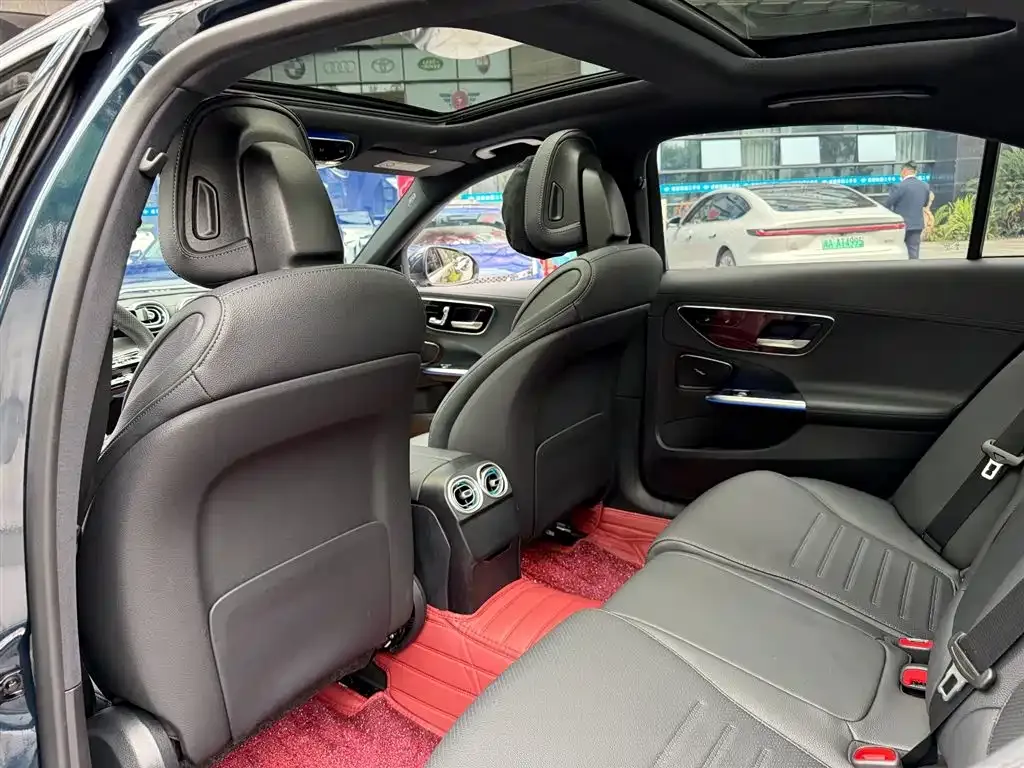 Mercedes-Benz C-Class 2024 из CN, фото 3