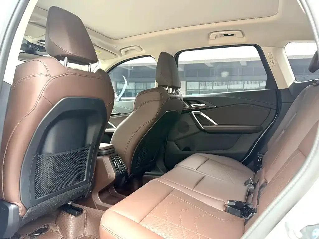 BMW X1 2024 из CN, фото 2