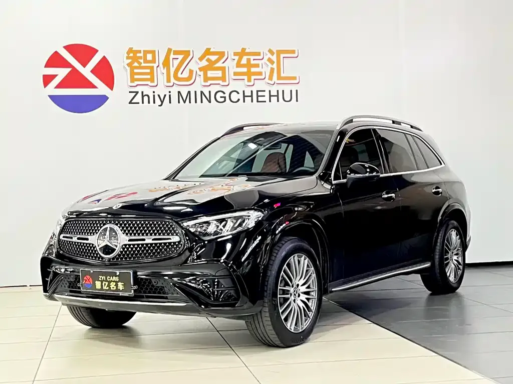 Mercedes-Benz GLC — фото 1