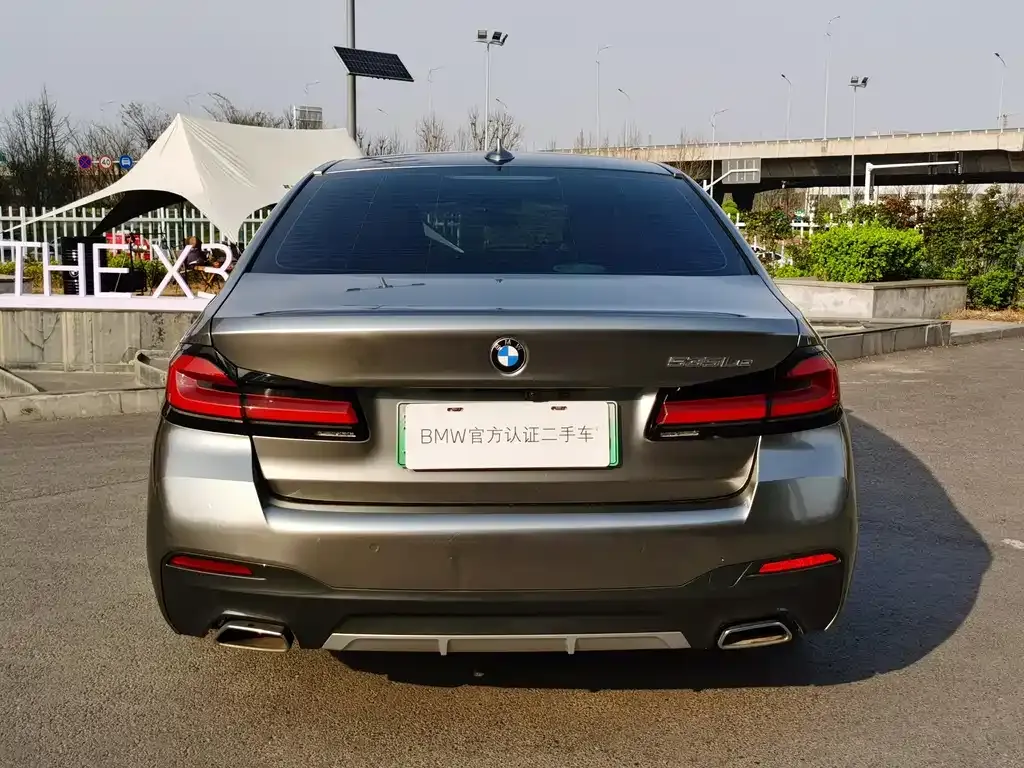 BMW 5 Series New Energy — фото 10