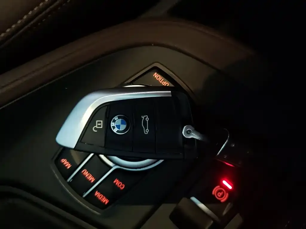 BMW X1 2021 из CN, фото 3