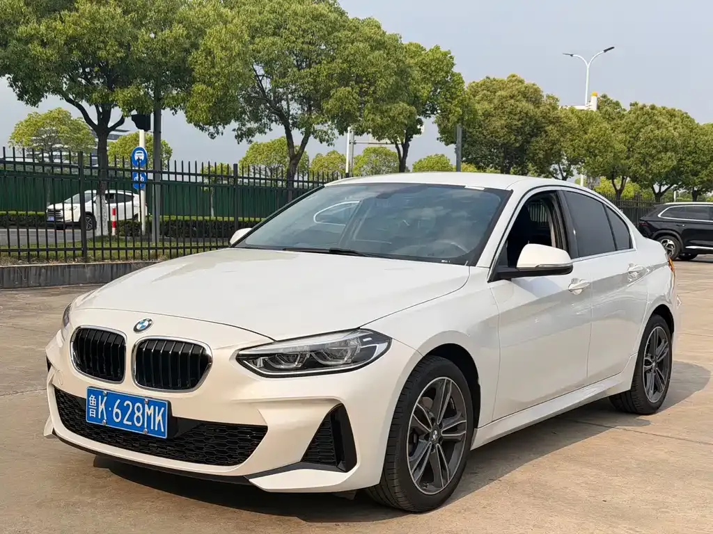 BMW 1 Series 2022 из CN, фото 3