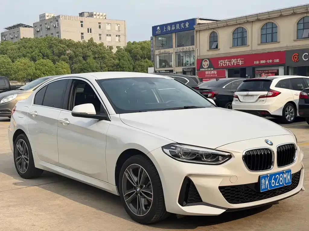 BMW 1 Series 2022 из CN, фото 7
