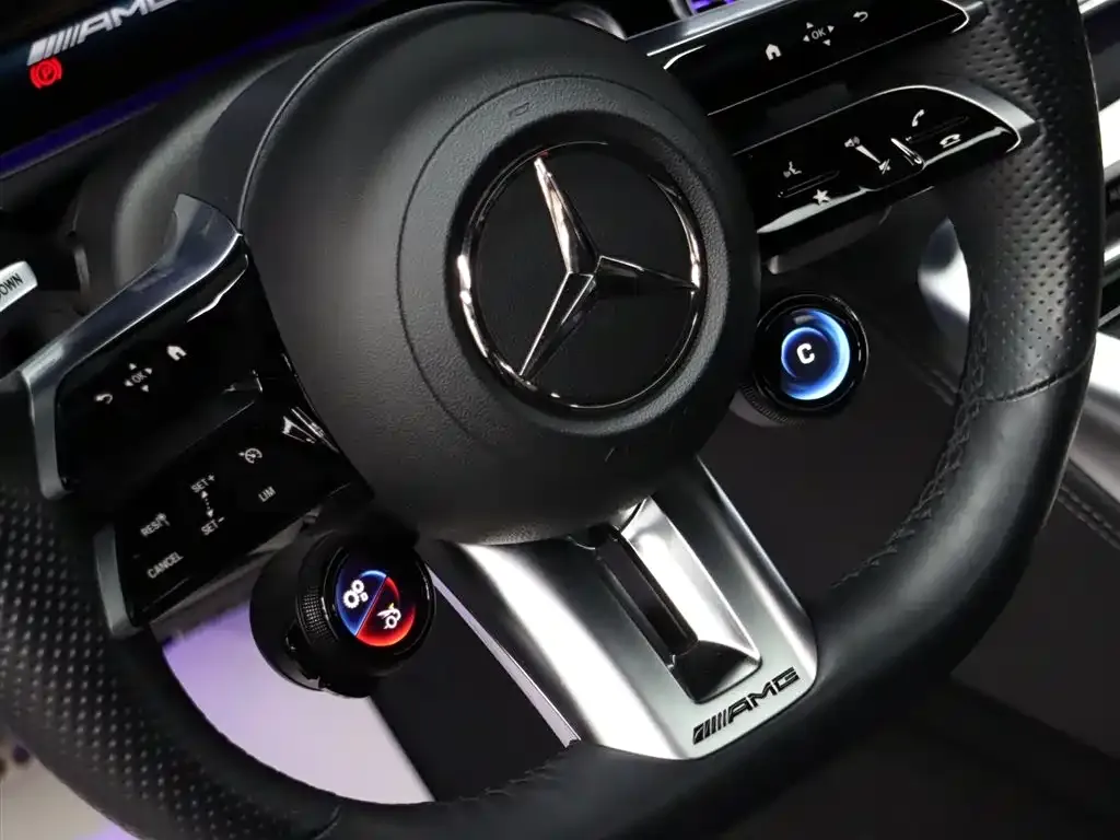 Mercedes-Benz AMG GT — фото 7