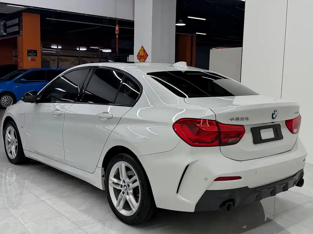 BMW 1 Series 2021 из CN, фото 4