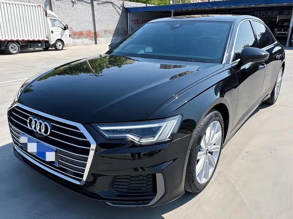 Audi A6L — фото 8