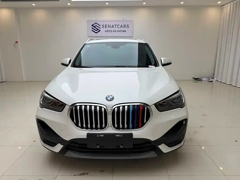 BMW X1 — фото 9