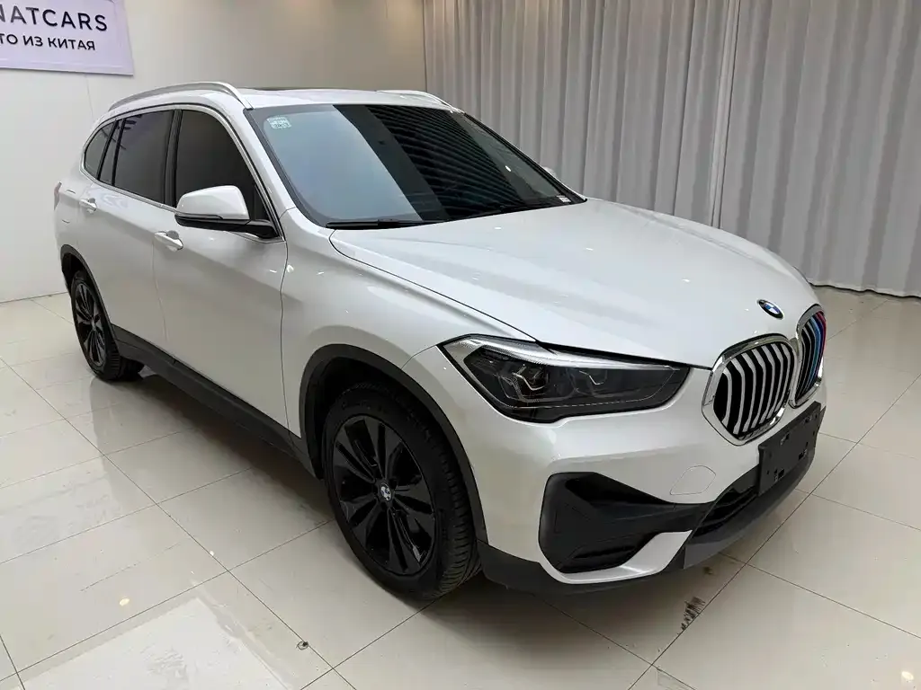 BMW X1 — фото 10