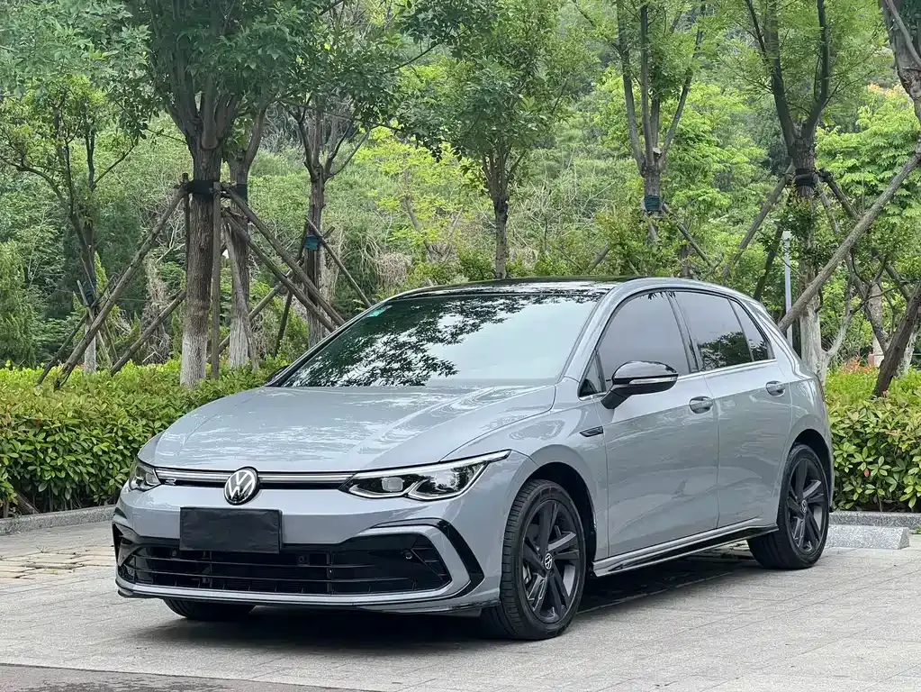 Volkswagen Golf 2022 из CN, фото 1