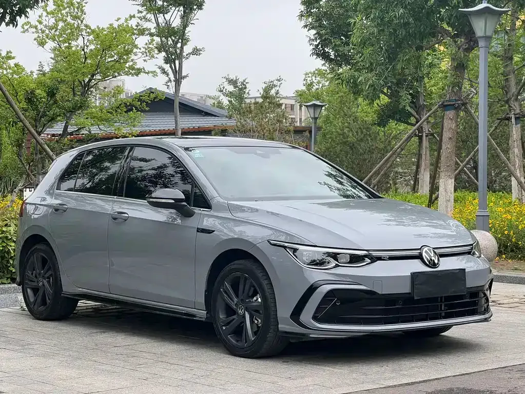 Volkswagen Golf 2022 из CN, фото 10