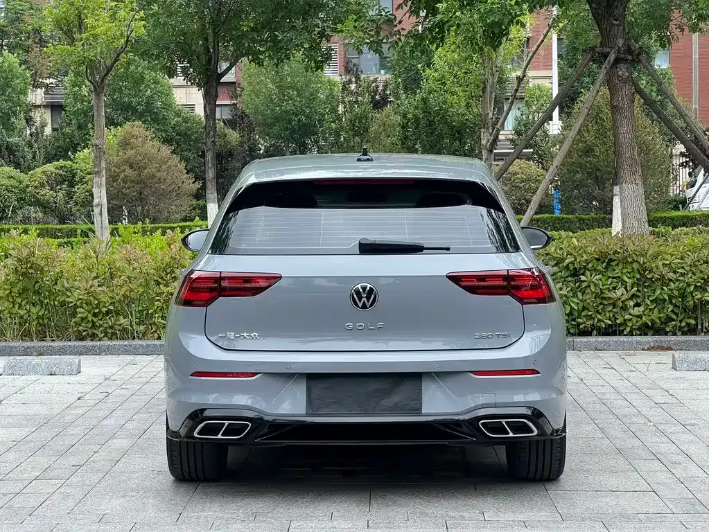 Volkswagen Golf 2022 из CN, фото 6