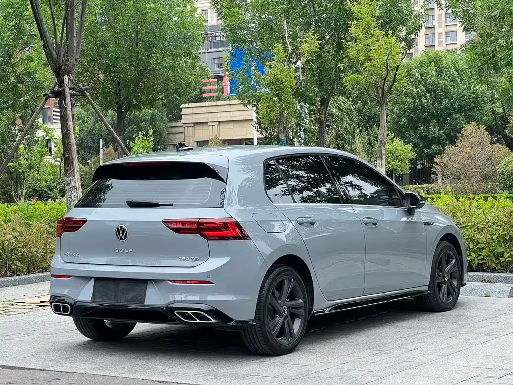 Volkswagen Golf 2022 из CN, фото 8