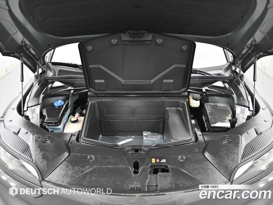 Genesis GV60 — фото 10