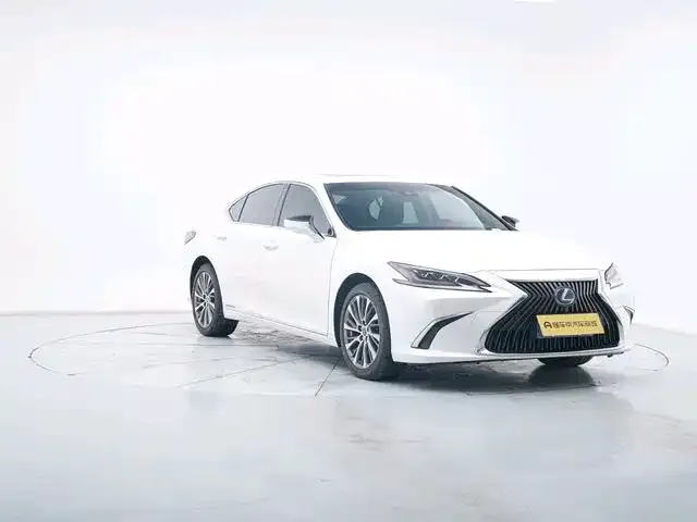 Lexus ES — фото 3